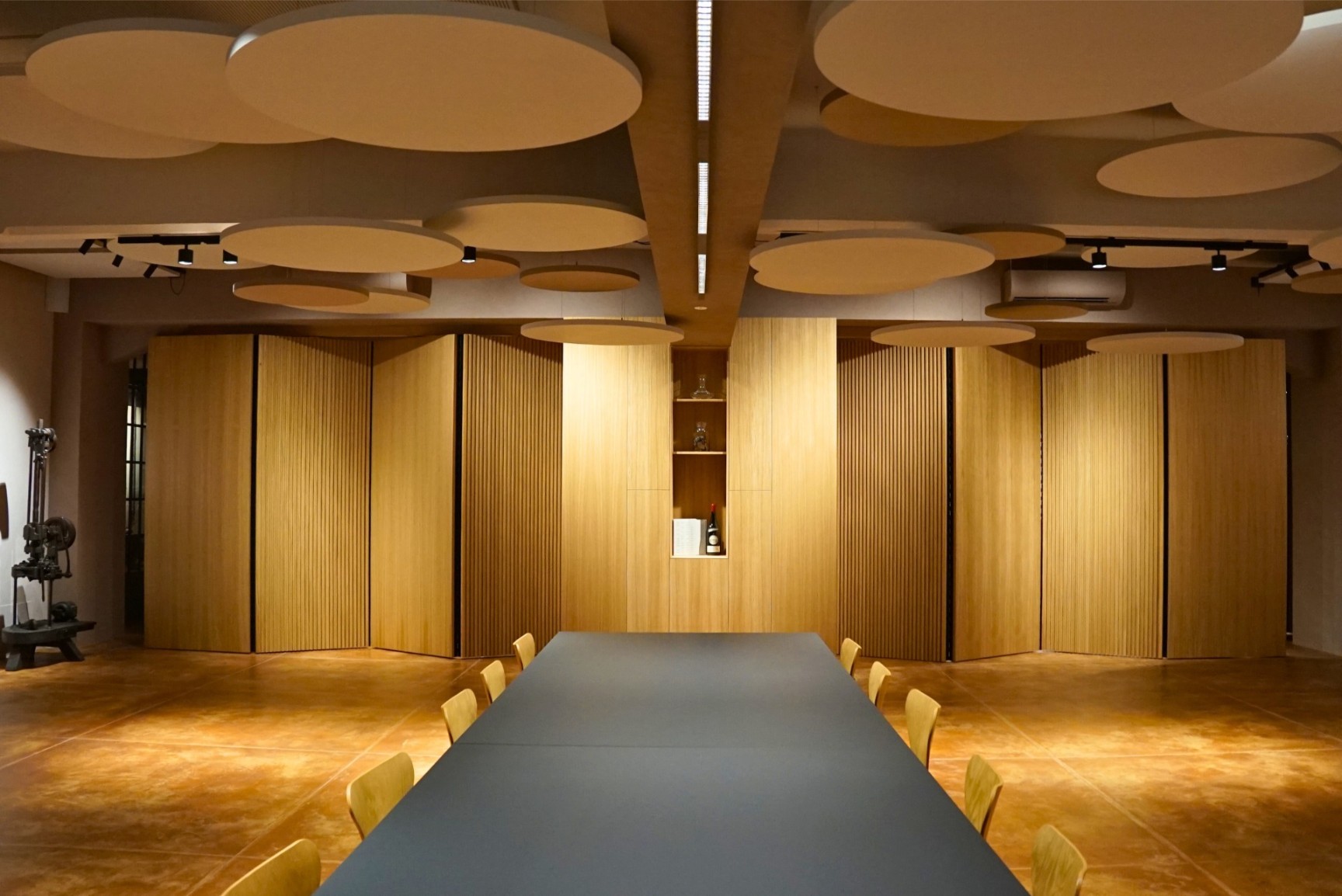 Cantina Bertani Verona Arredo completo